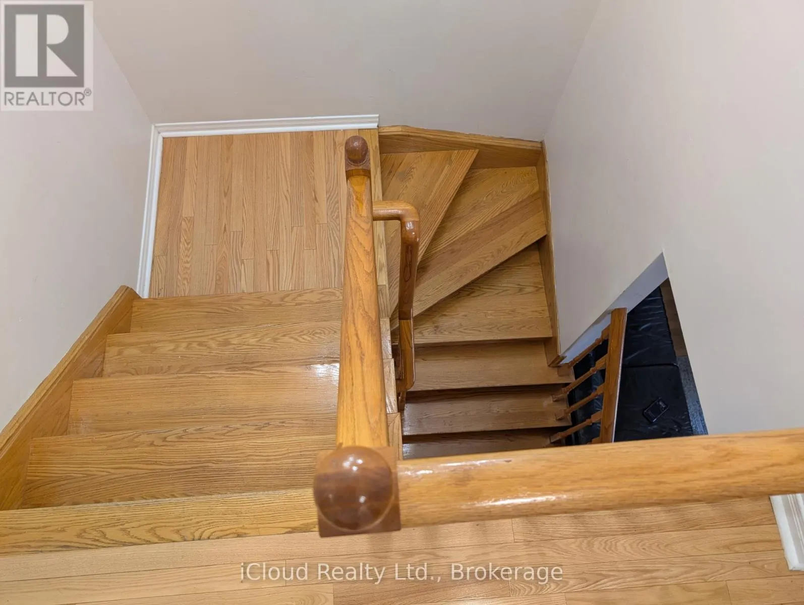 10 POLAR BEAR PLACE E