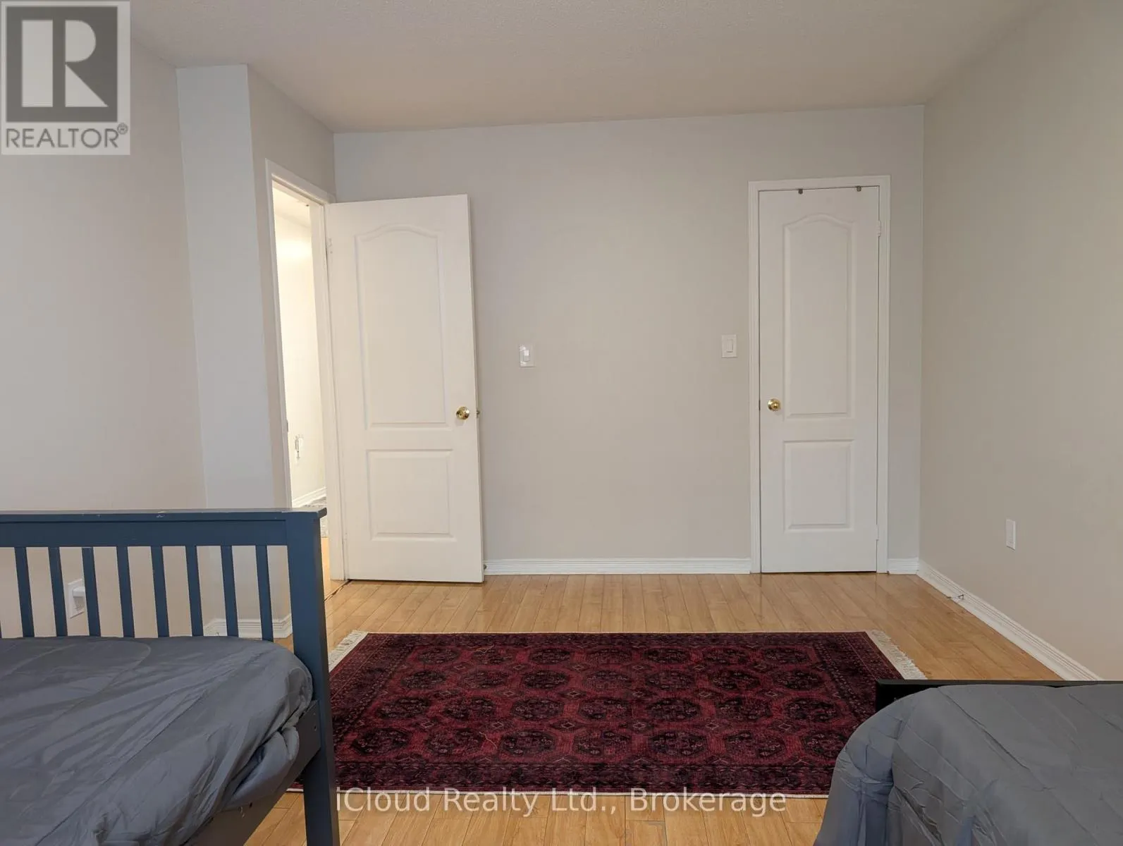 10 POLAR BEAR PLACE E