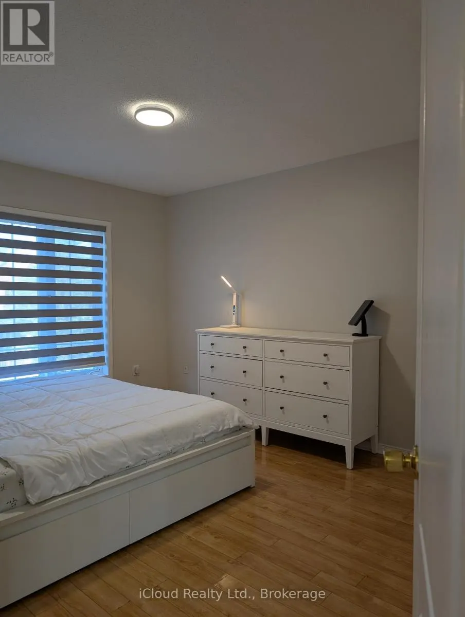 10 POLAR BEAR PLACE E