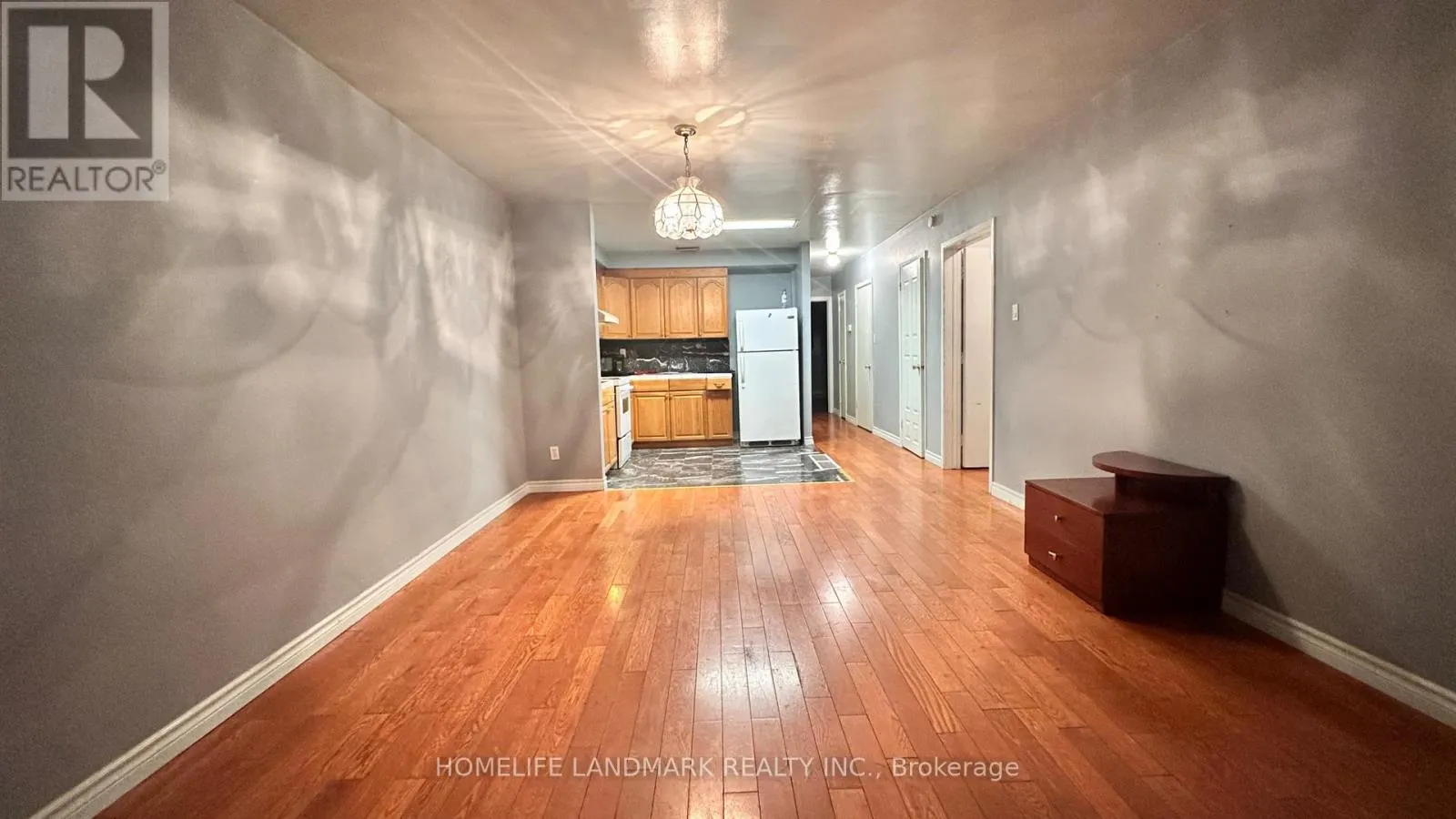 1171B LAKESHORE ROAD E