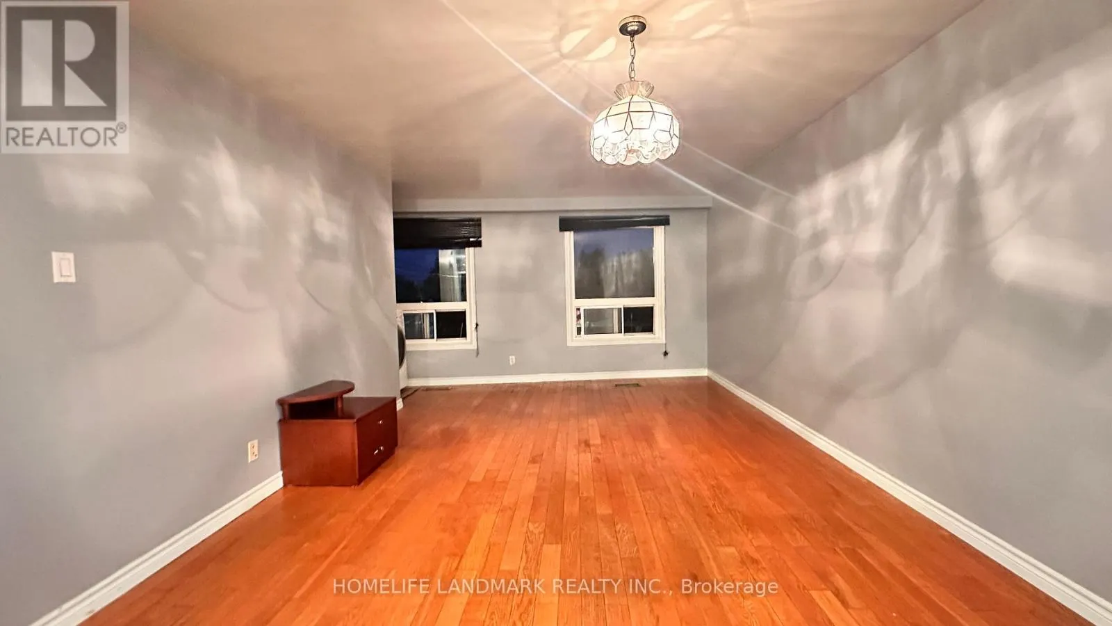 1171B LAKESHORE ROAD E