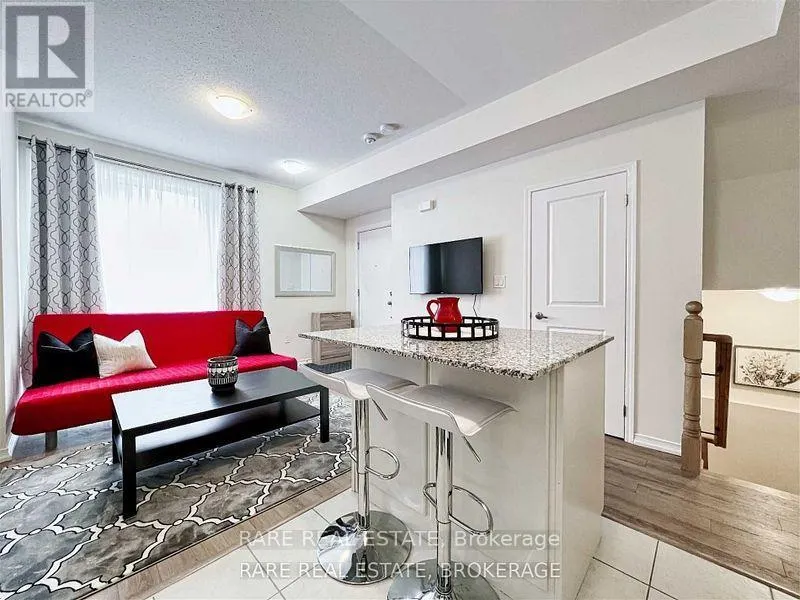 38 - 26 FIELDWAY ROAD N