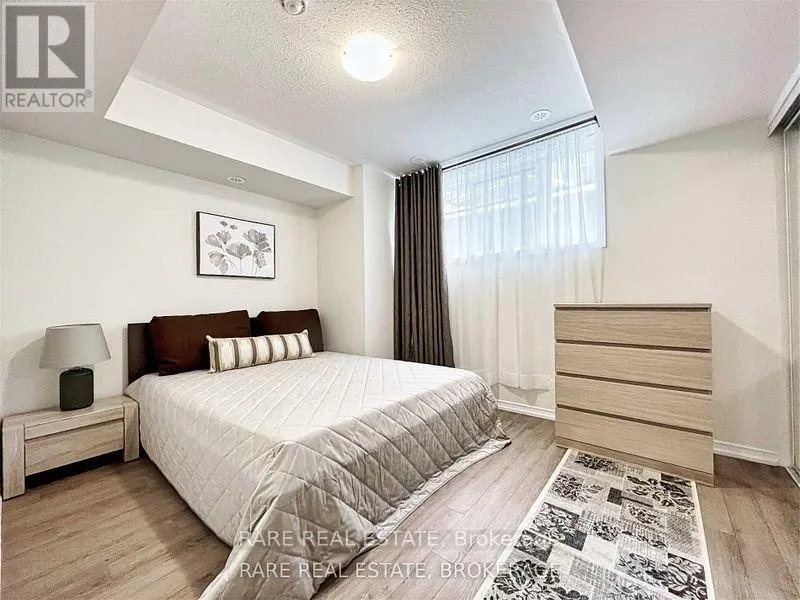 38 - 26 FIELDWAY ROAD N
