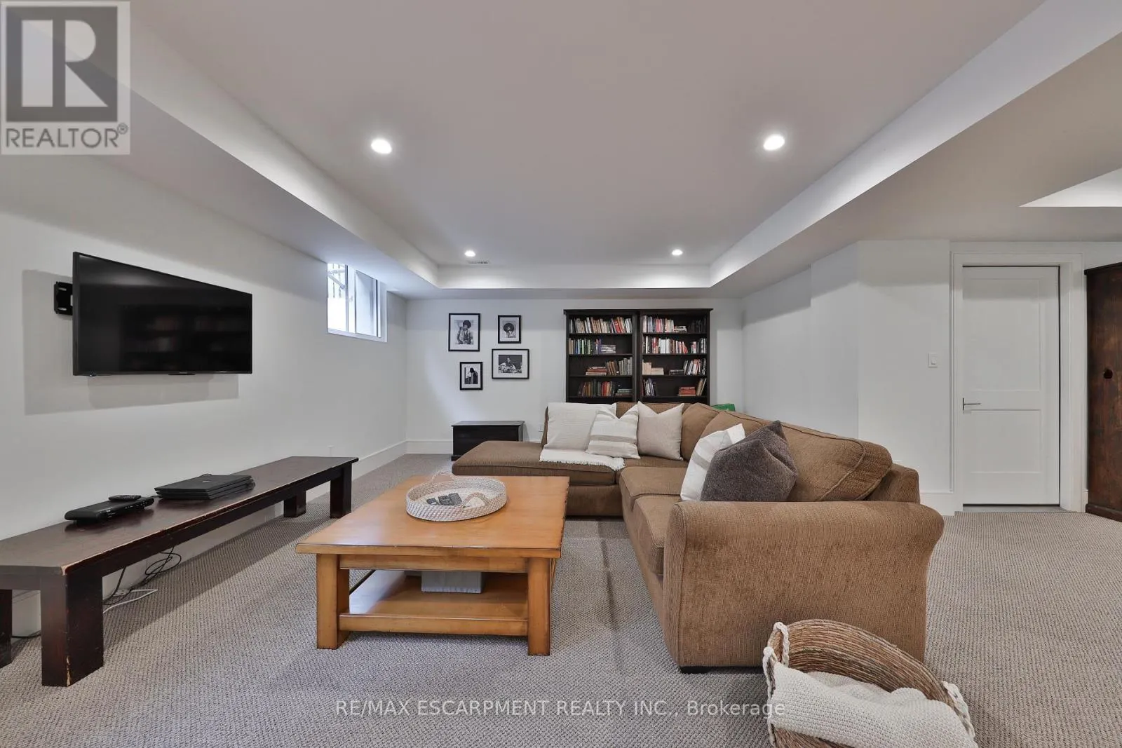49 PINE AVENUE S