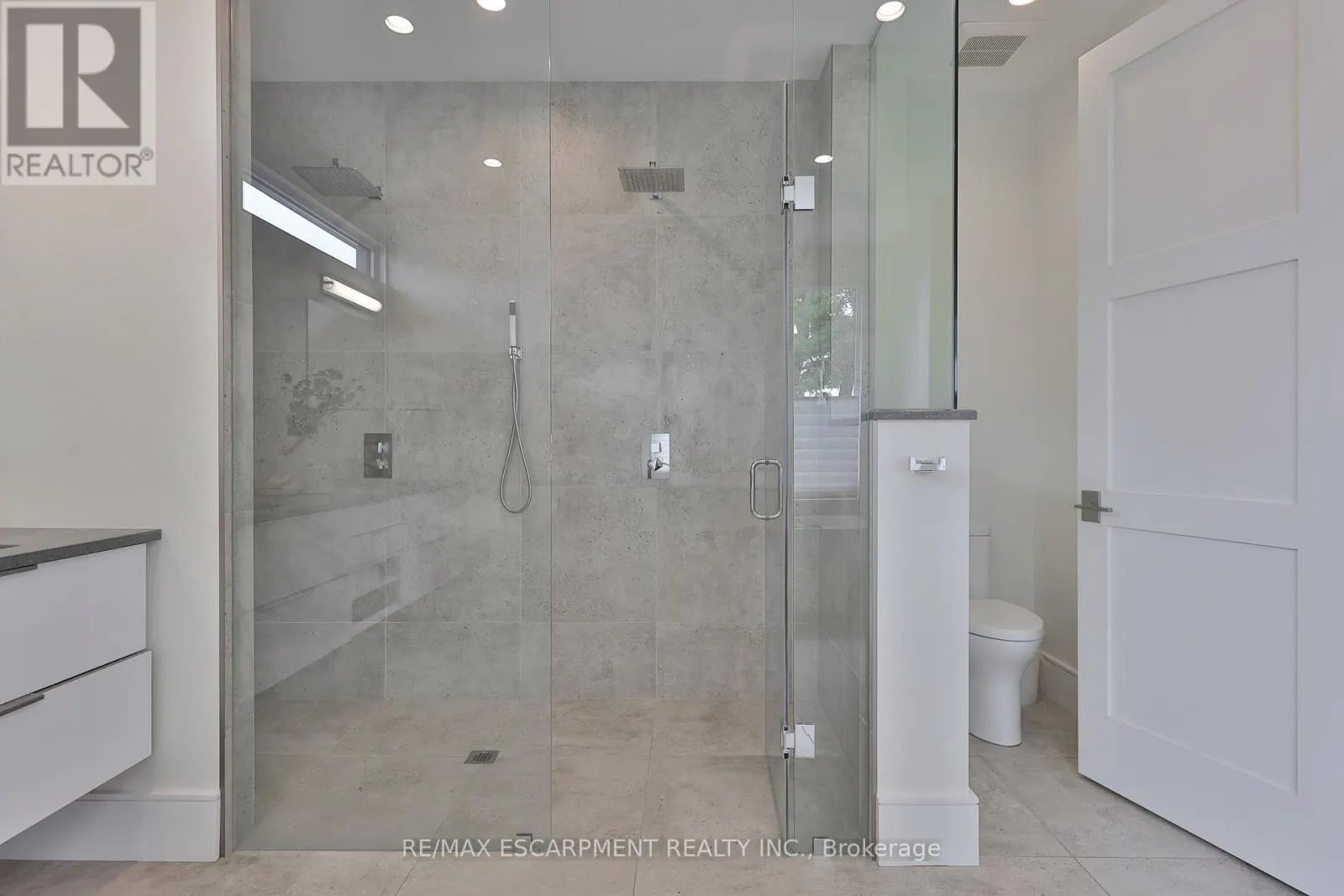 49 PINE AVENUE S