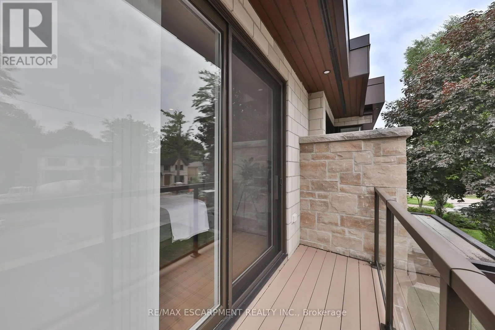 49 PINE AVENUE S