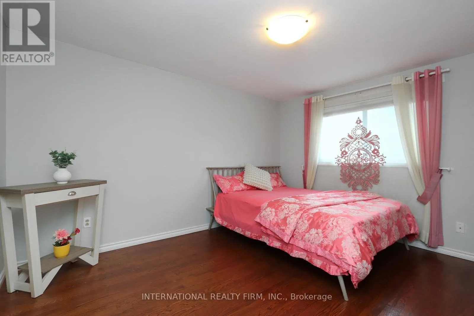 3352 QUEEN FREDERICA DRIVE