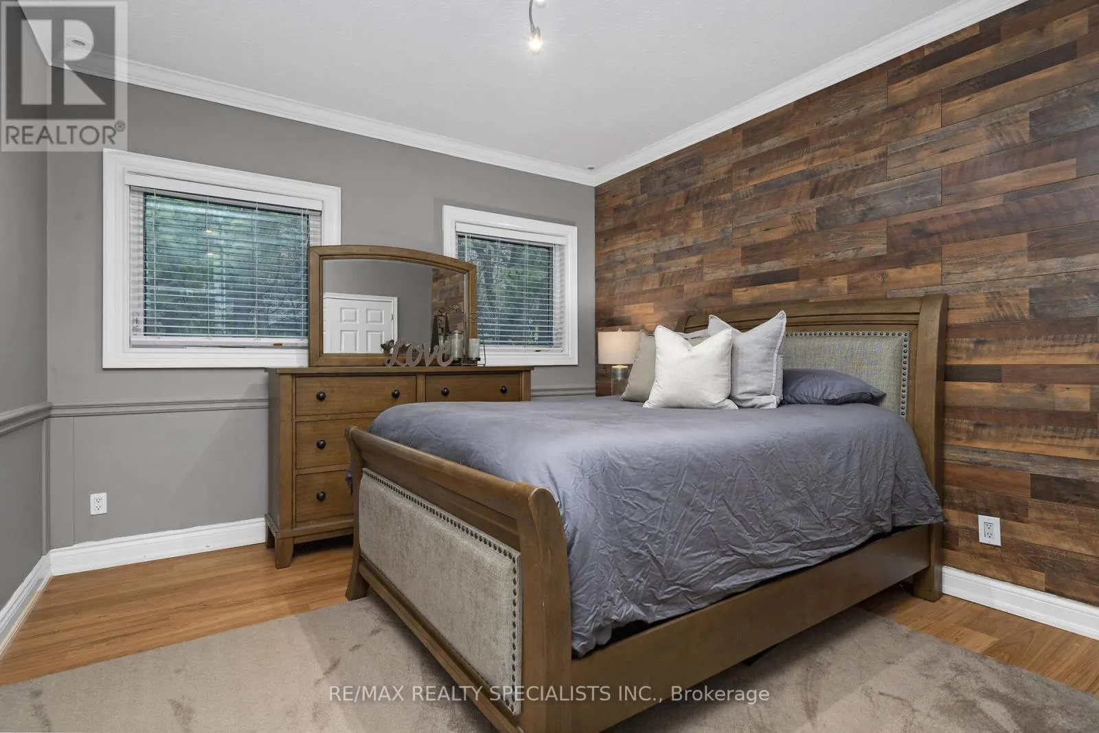 2 CEDAR DRIVE