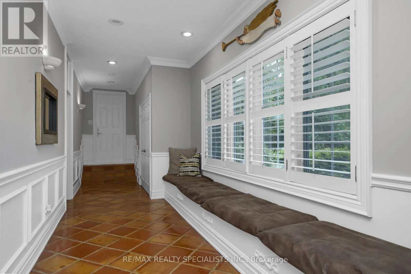 2 CEDAR DRIVE