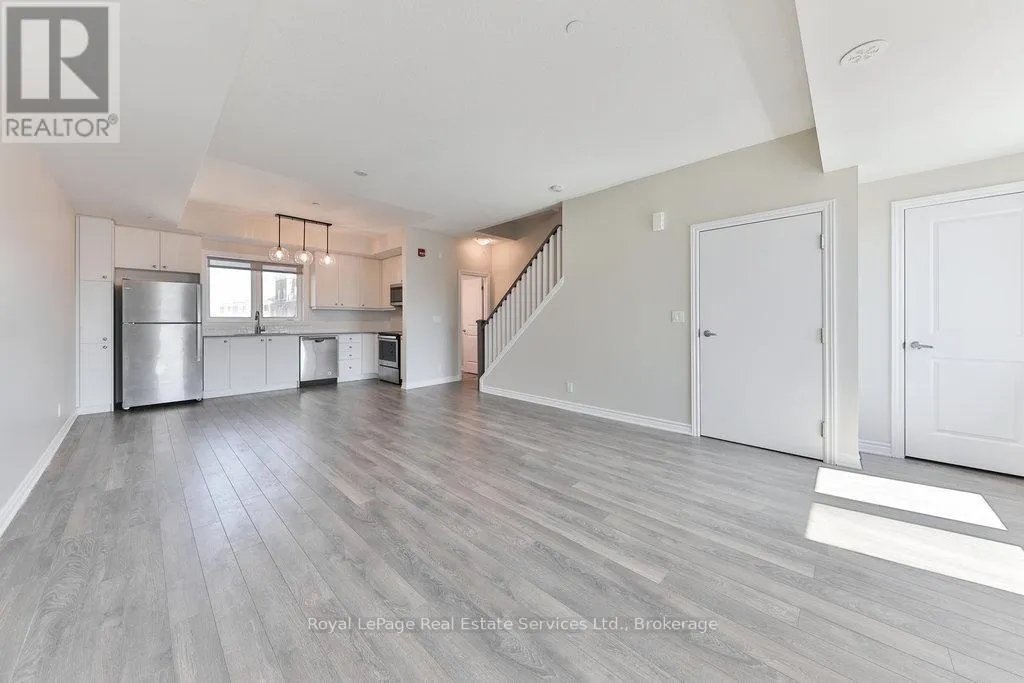 14 - 3580 LAKE SHORE BOULEVARD W, #14