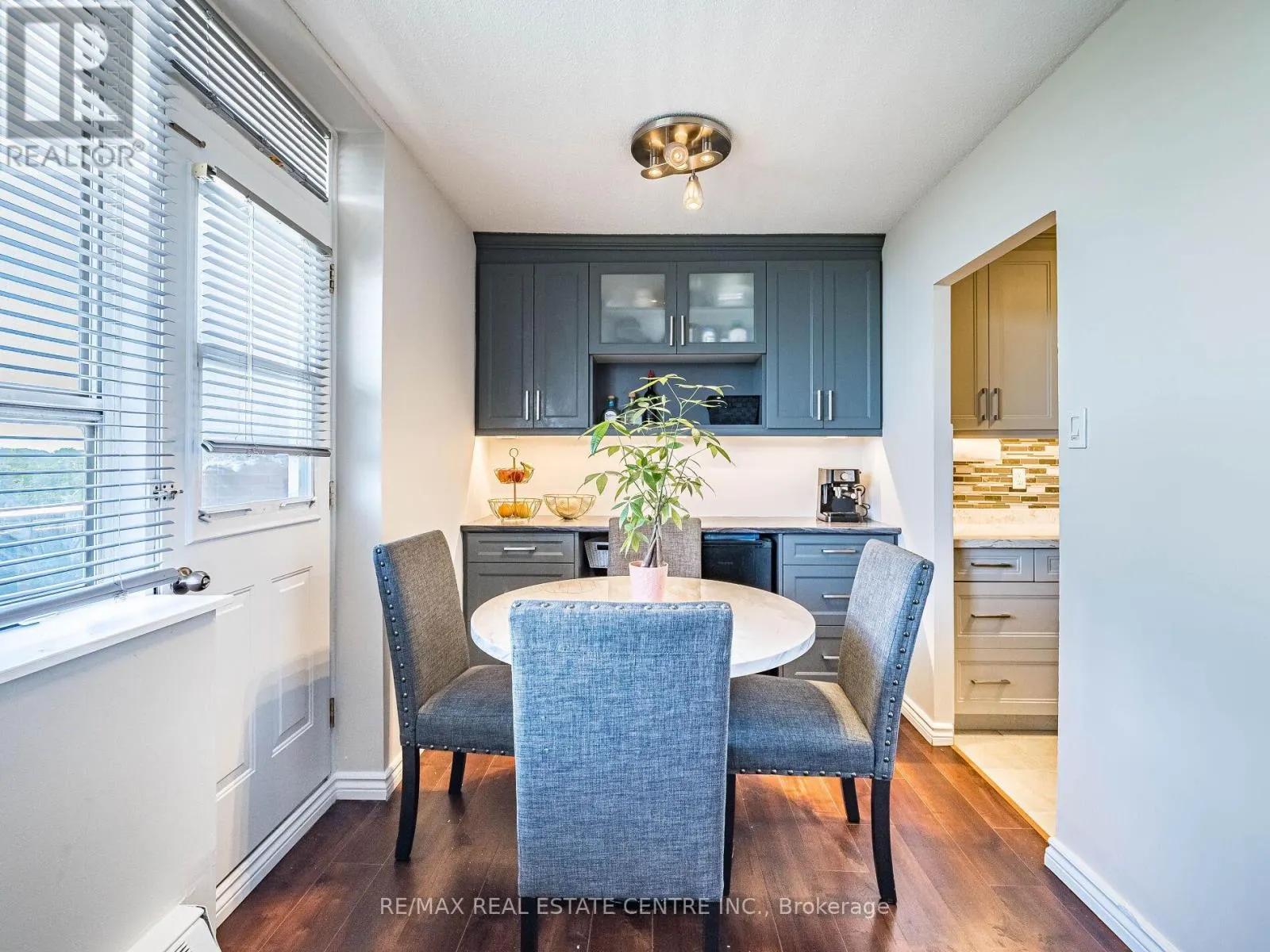 602 - 3145 QUEEN FREDERICA DRIVE