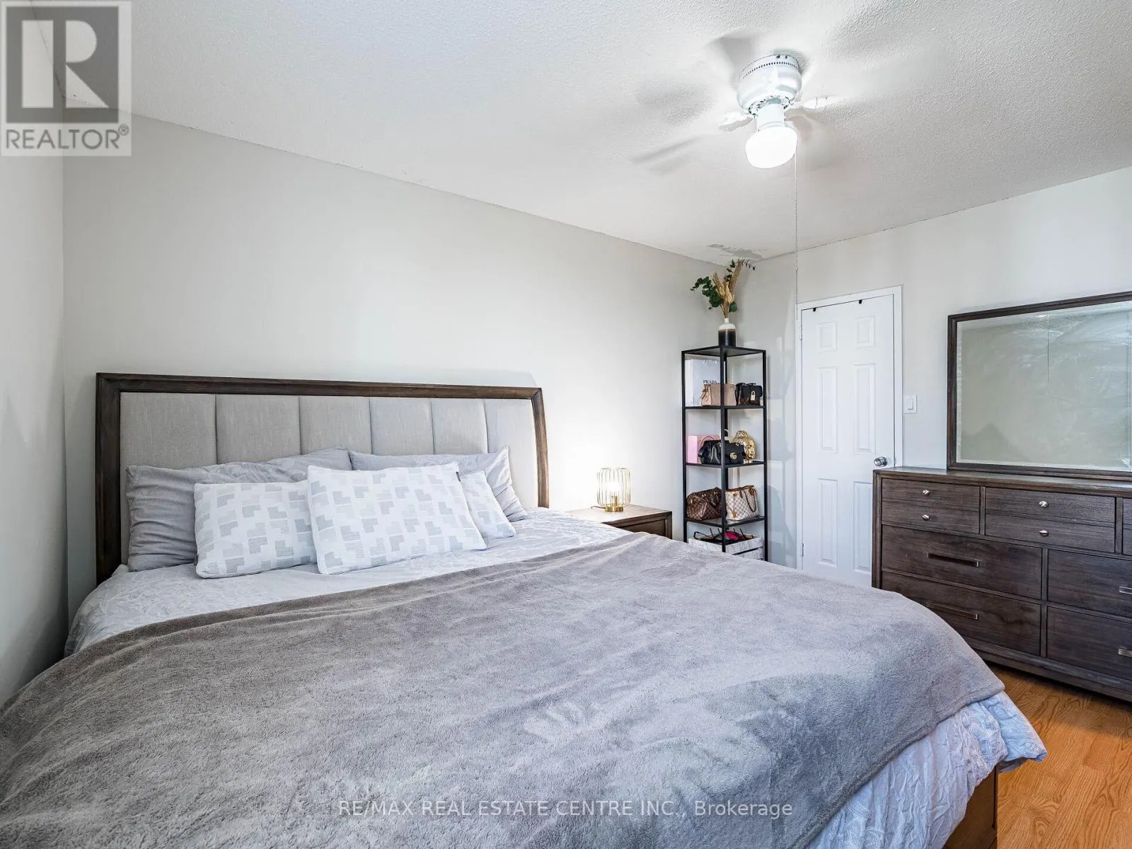 602 - 3145 QUEEN FREDERICA DRIVE