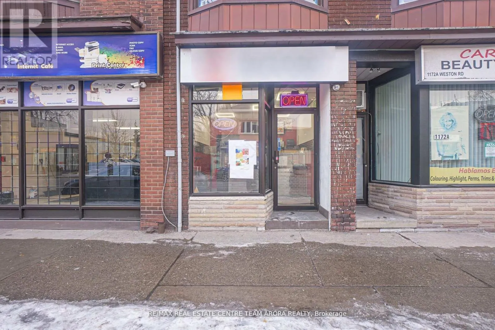 1172 WESTON ROAD