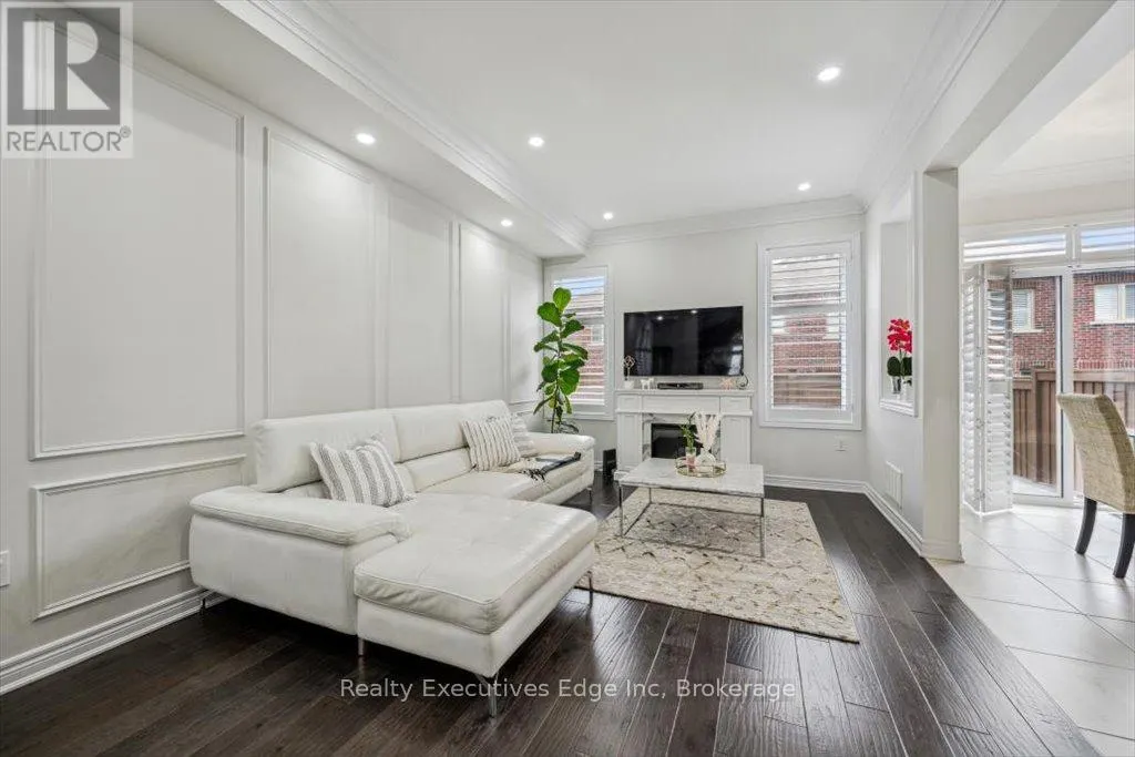 31 RAINFOREST LANE