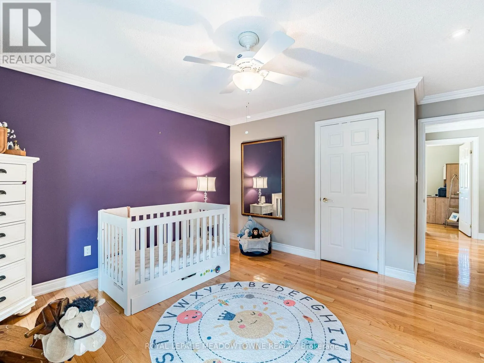8 DEER RUN CRESCENT