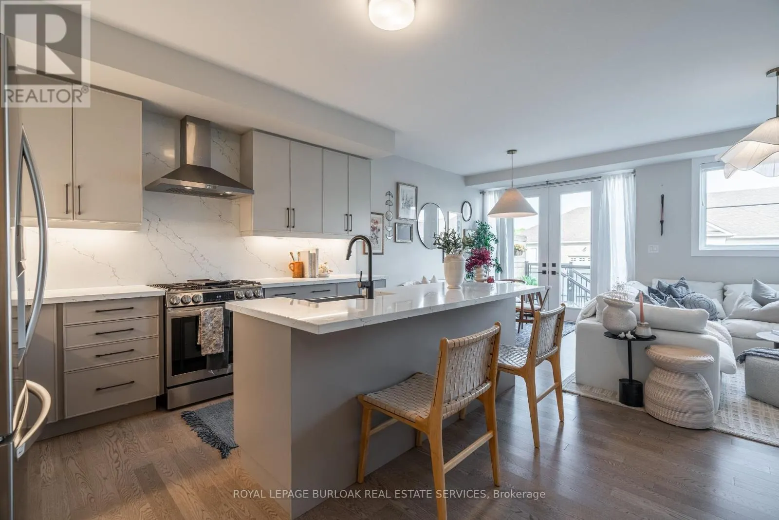 24 - 2273 TURNBERRY ROAD