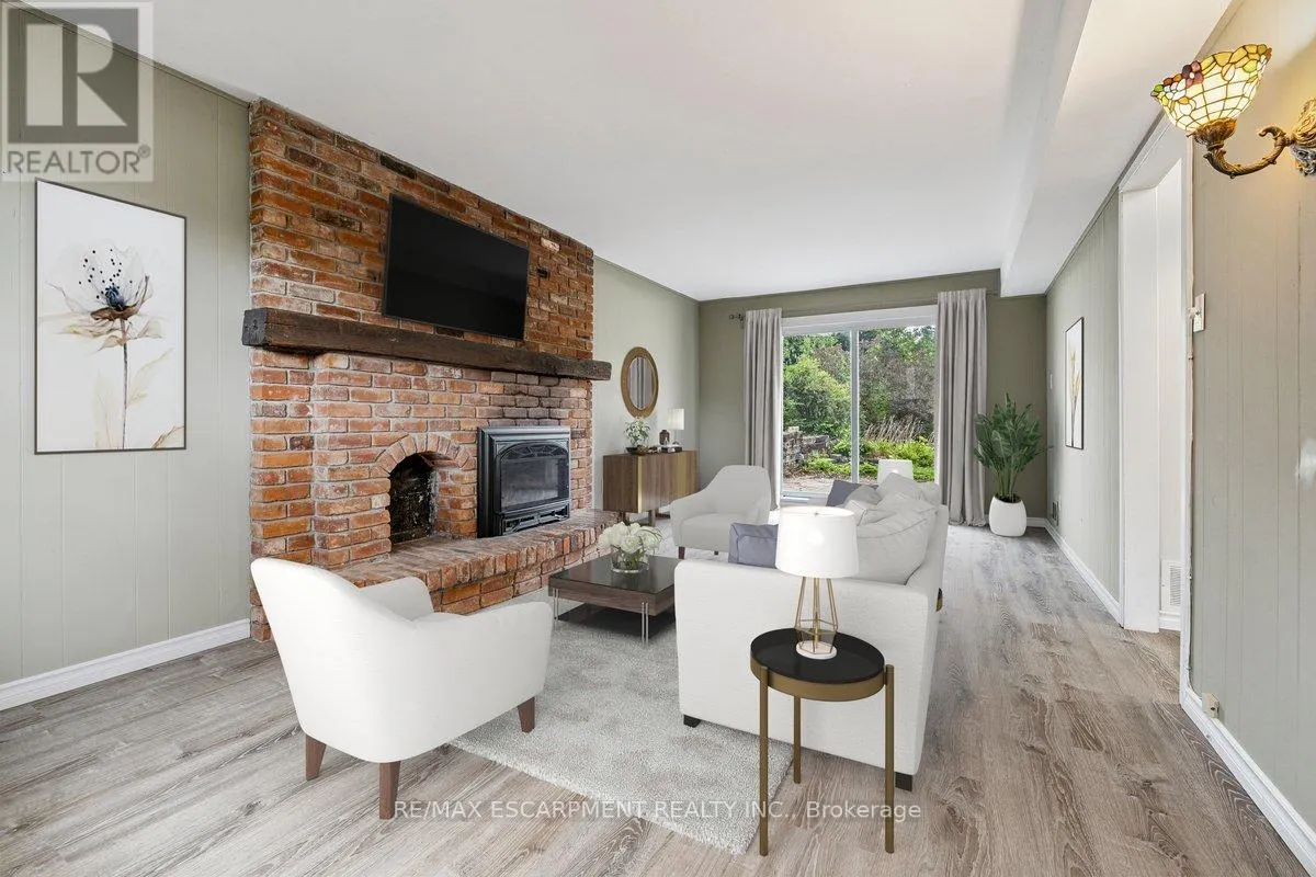 623 SHERATON ROAD