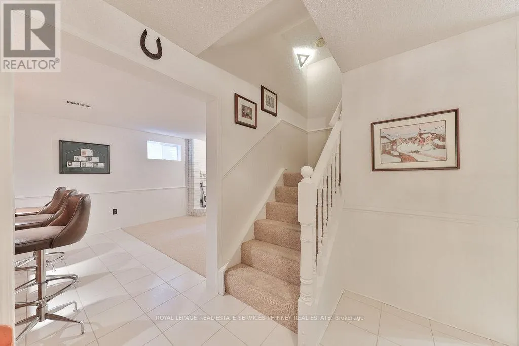 2289 BEEJAY COURT