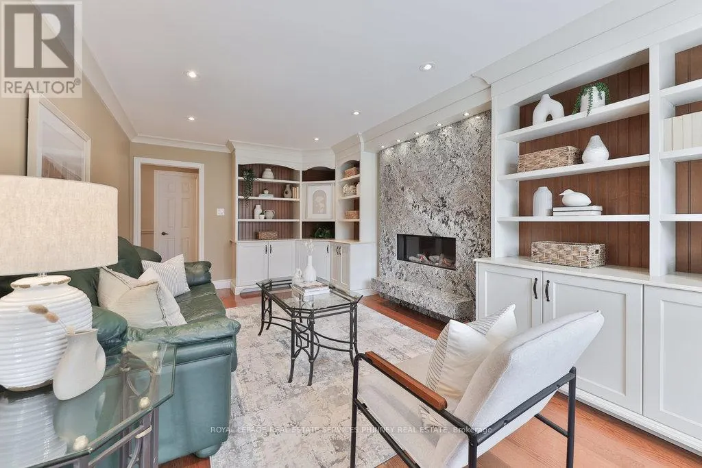 2289 BEEJAY COURT