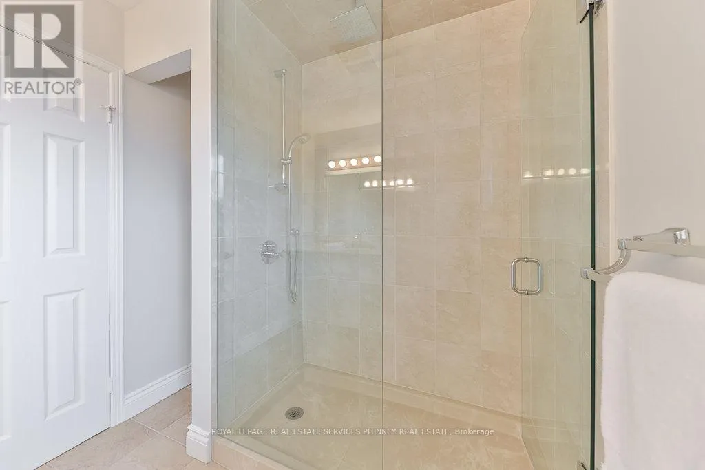 2289 BEEJAY COURT