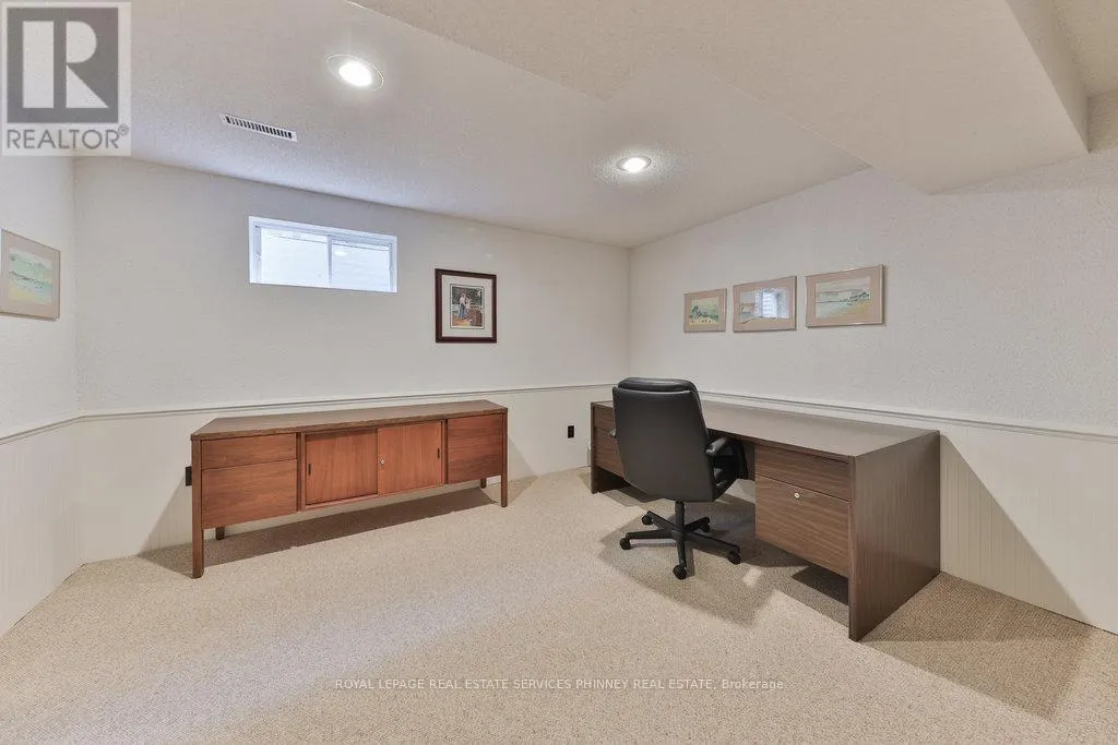 2289 BEEJAY COURT