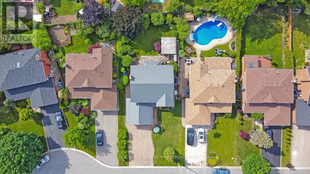2289 BEEJAY COURT