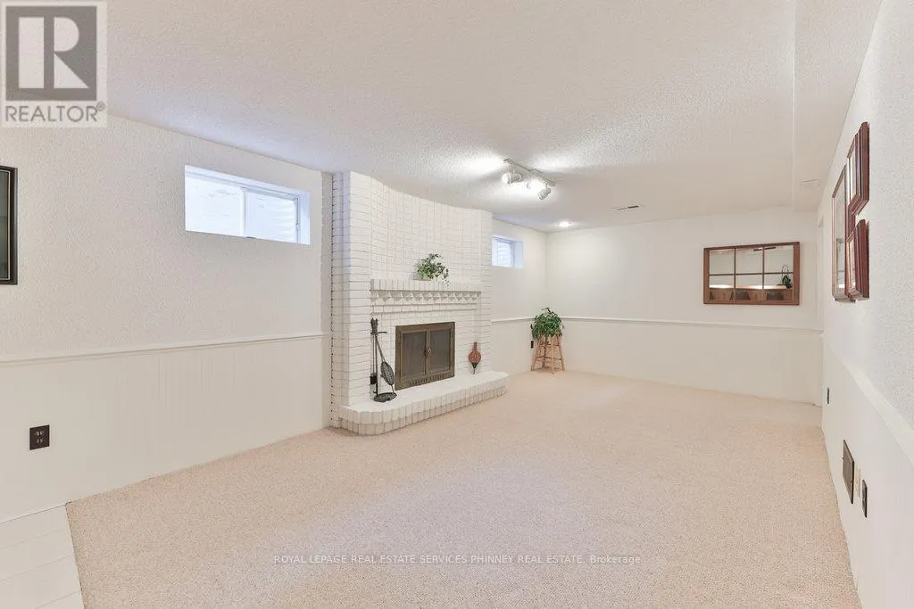 2289 BEEJAY COURT