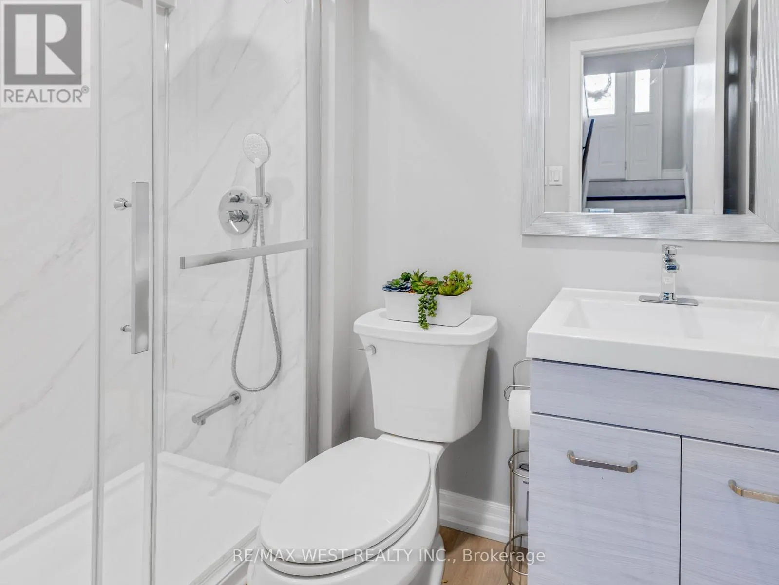 149 ELLWOOD DRIVE W