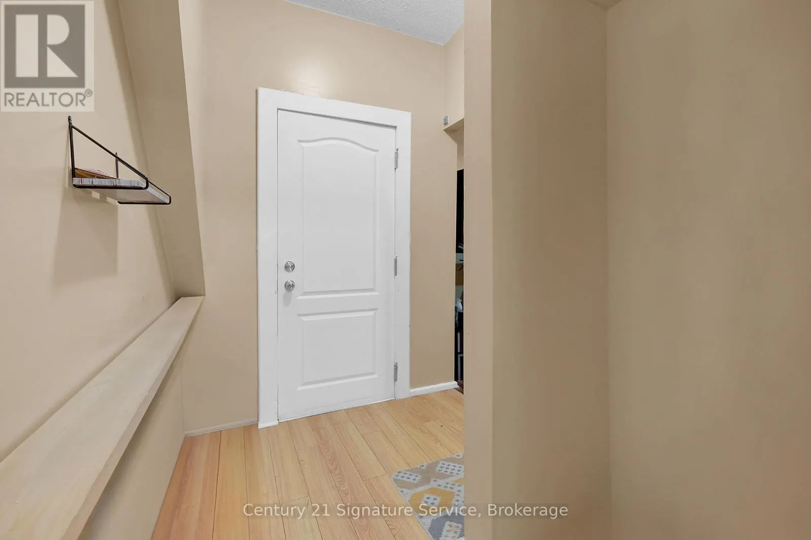 17 FLEMING AVENUE W