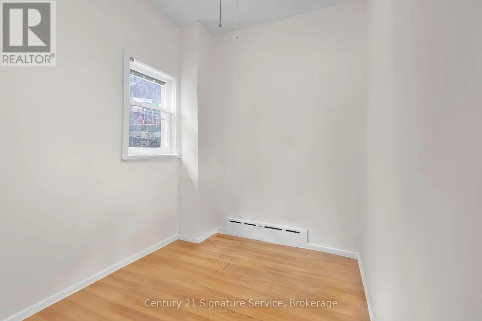 17 FLEMING AVENUE W