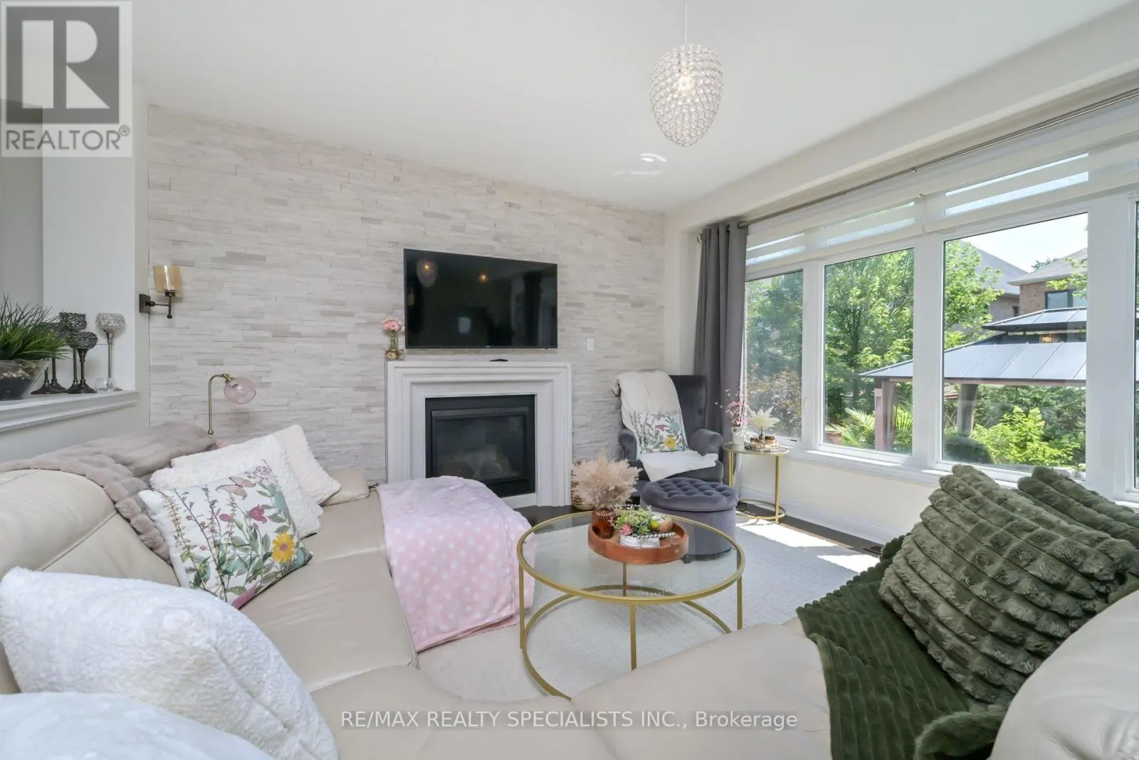 120 RISING HILL RIDGE