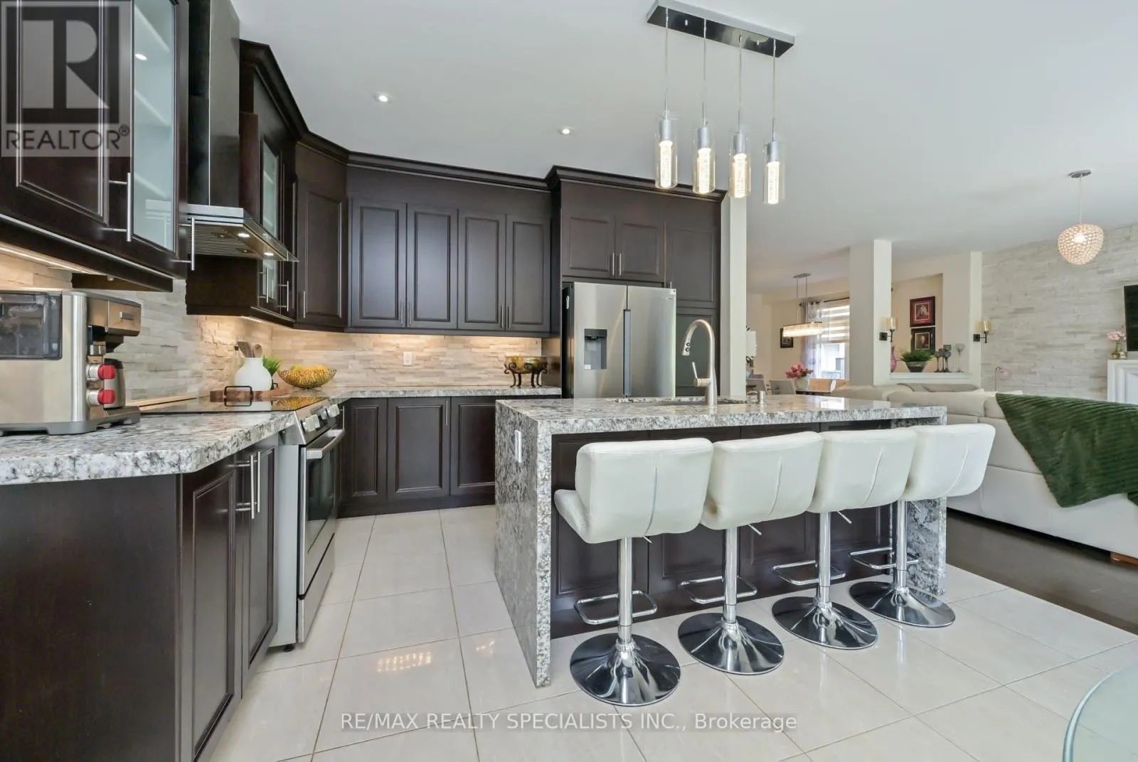 120 RISING HILL RIDGE