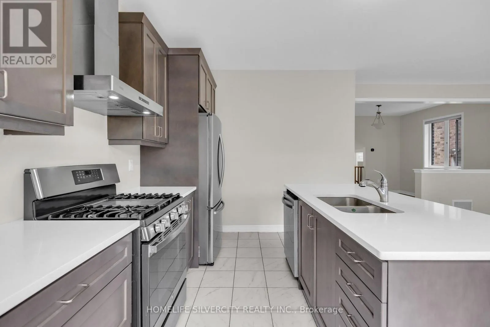 24 EBERLY WOOD