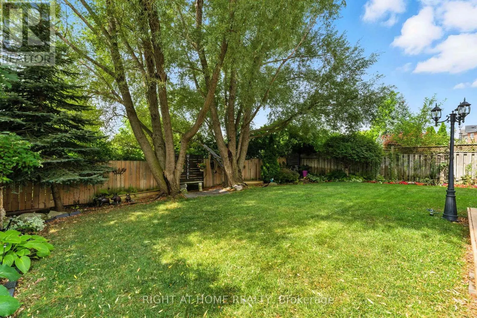 2465 WHISTLING SPRINGS CRESCENT
