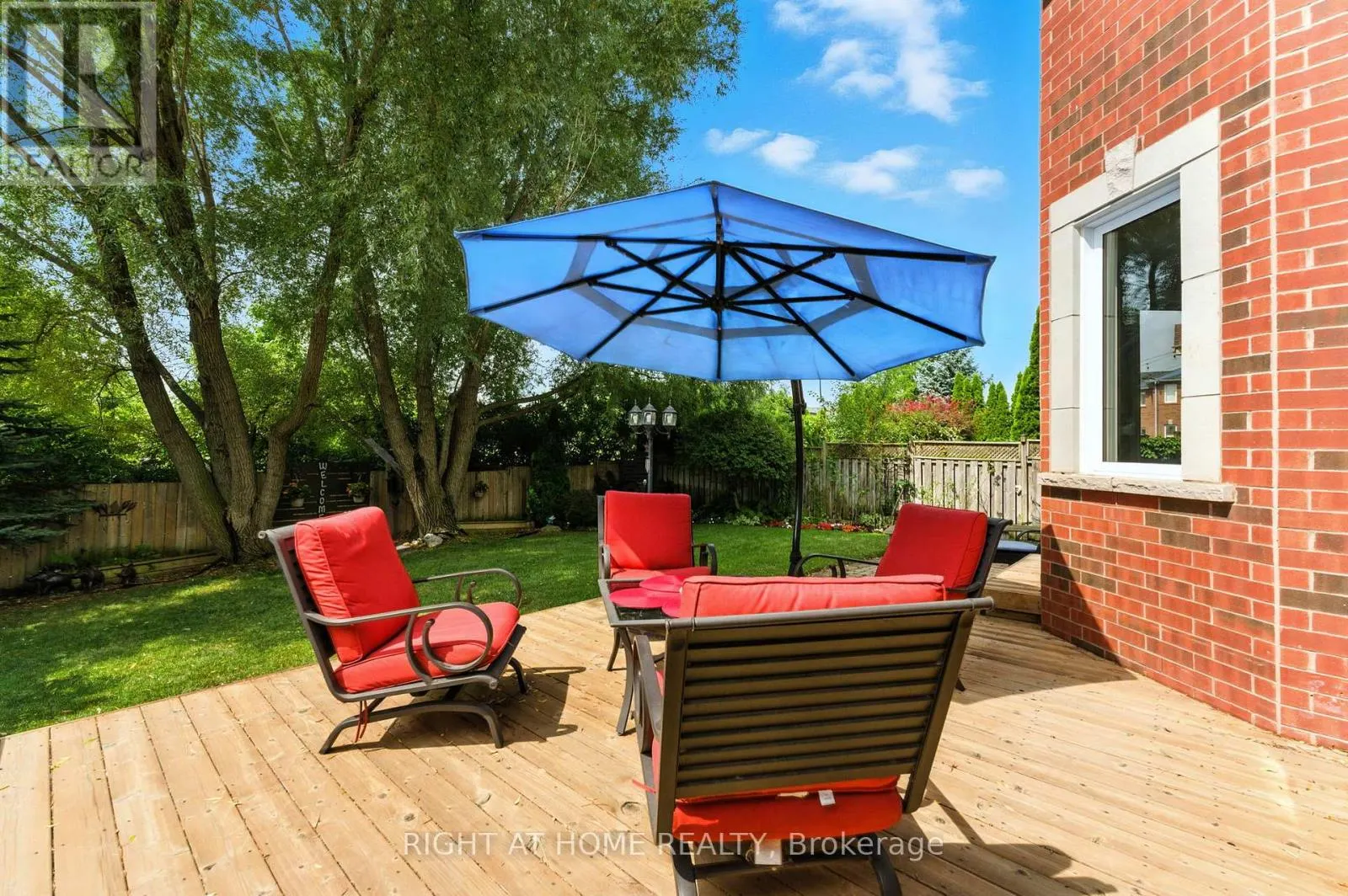 2465 WHISTLING SPRINGS CRESCENT