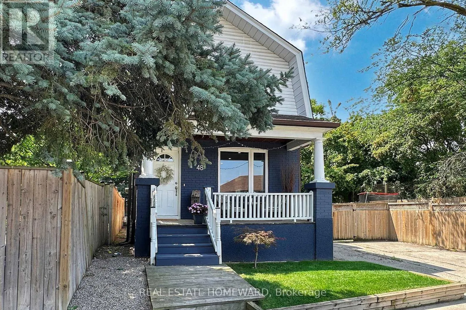48 HOLLEY AVENUE