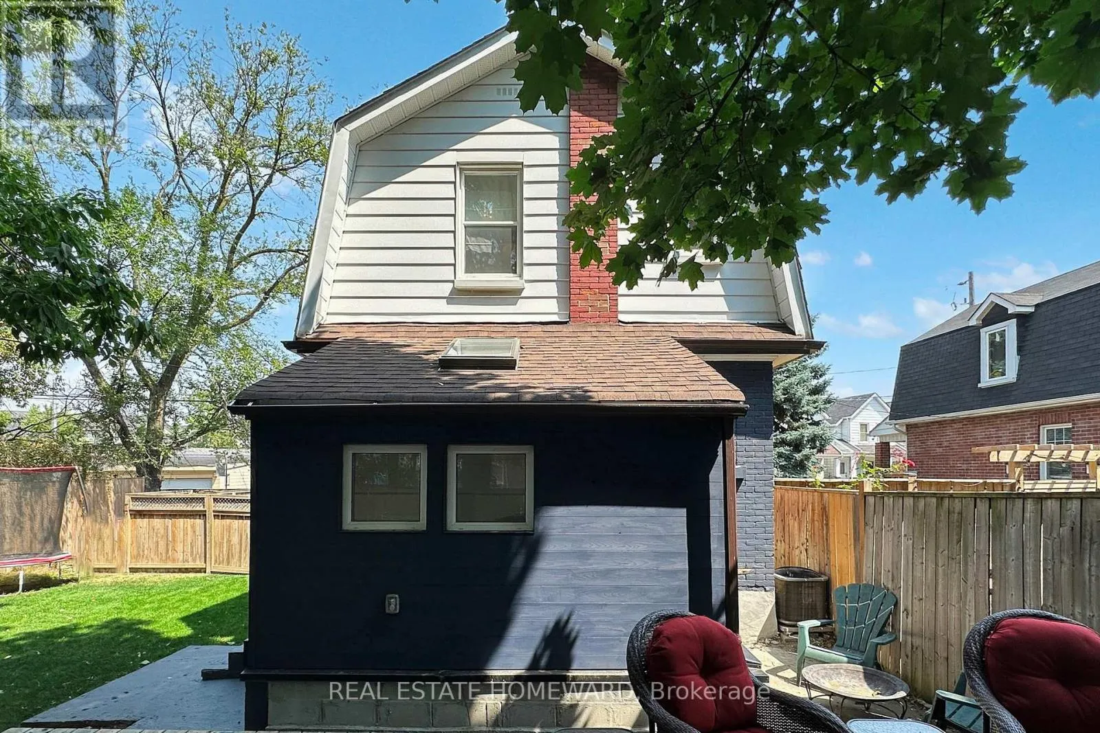 48 HOLLEY AVENUE