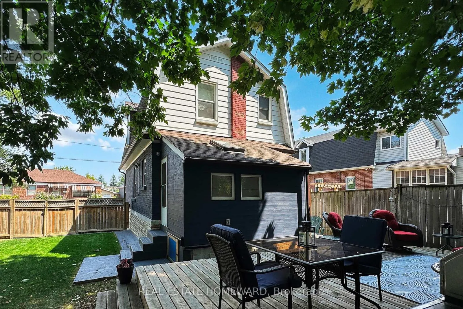 48 HOLLEY AVENUE