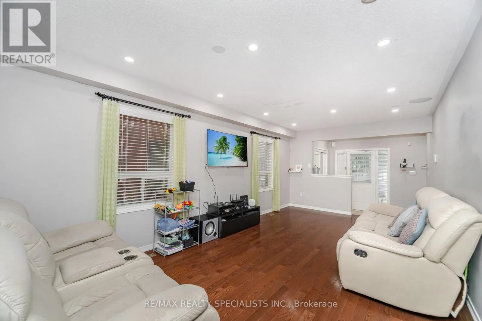 87 SLEIGHTHOLME CRESCENT