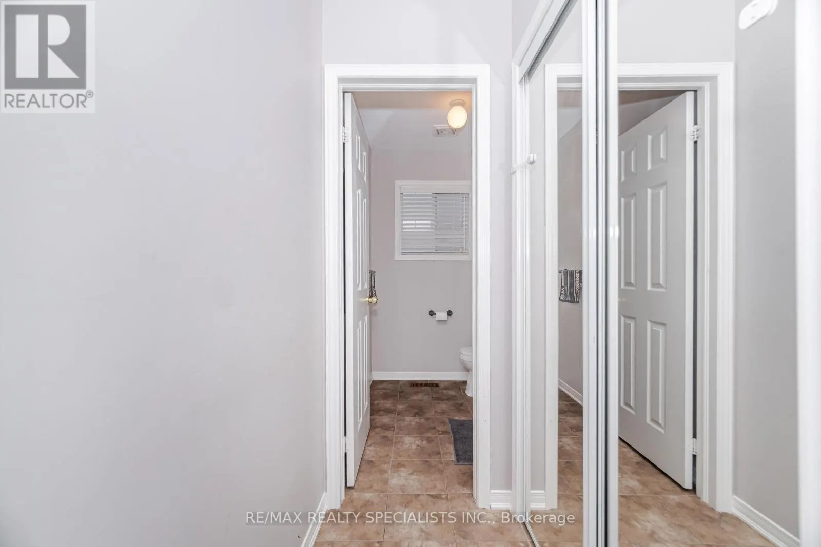 87 SLEIGHTHOLME CRESCENT