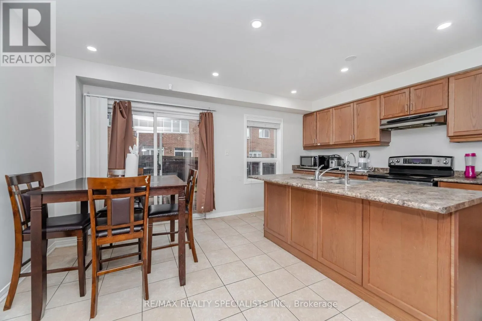 87 SLEIGHTHOLME CRESCENT