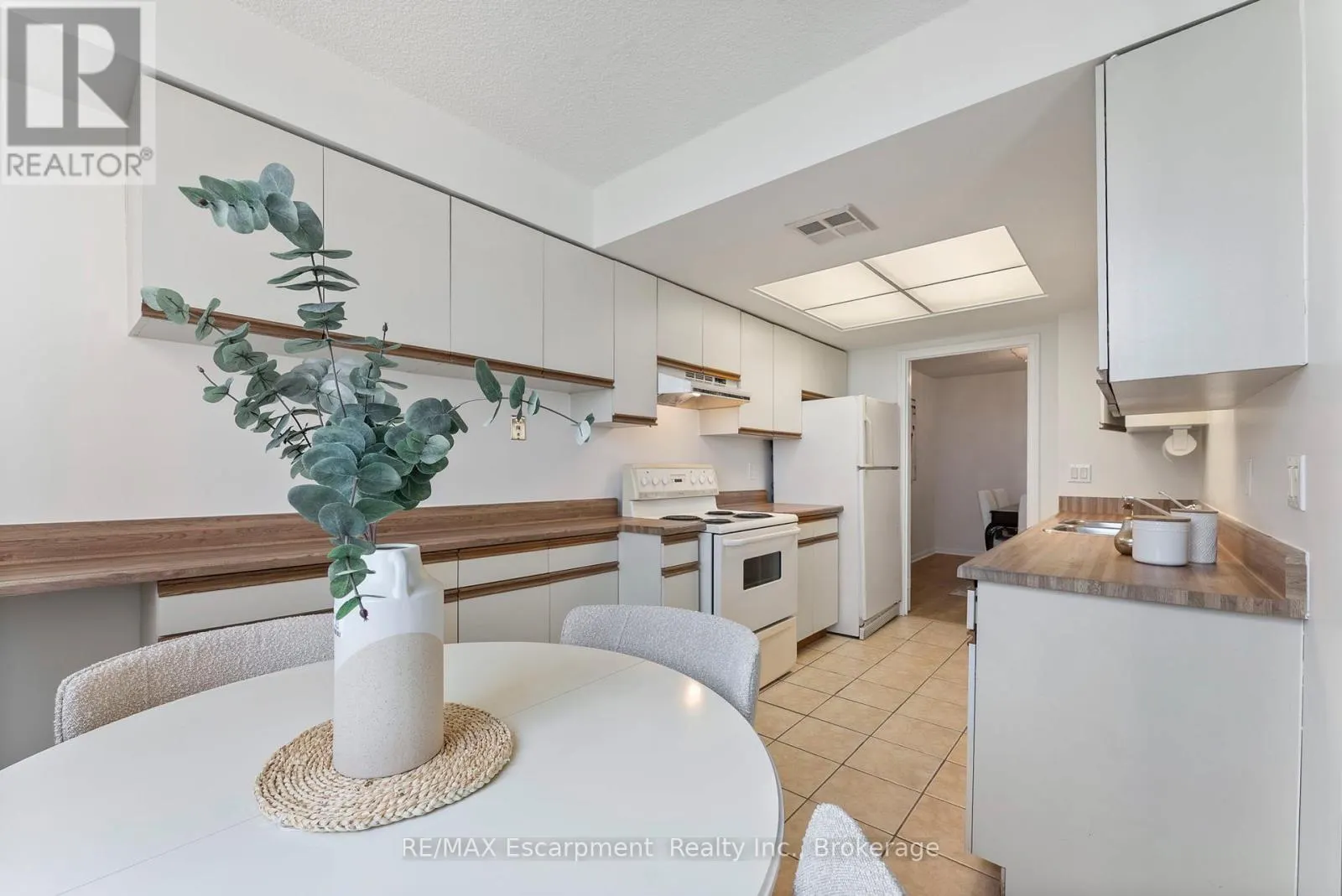 602 - 1230 MARLBOROUGH COURT, #602