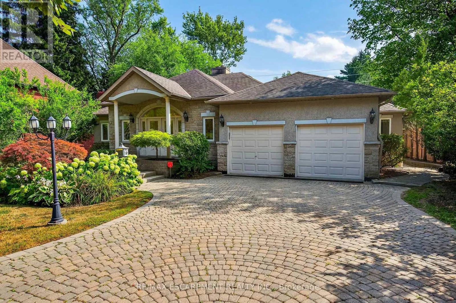 1262 MISSISSAUGA ROAD