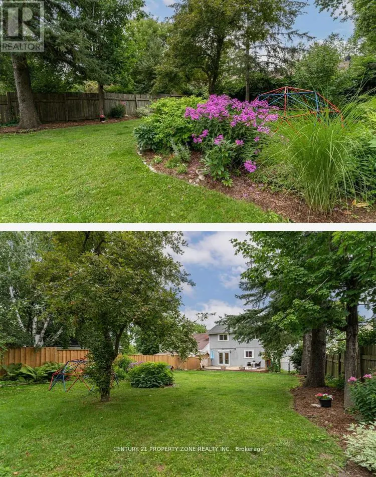 22 A JOHN STREET W