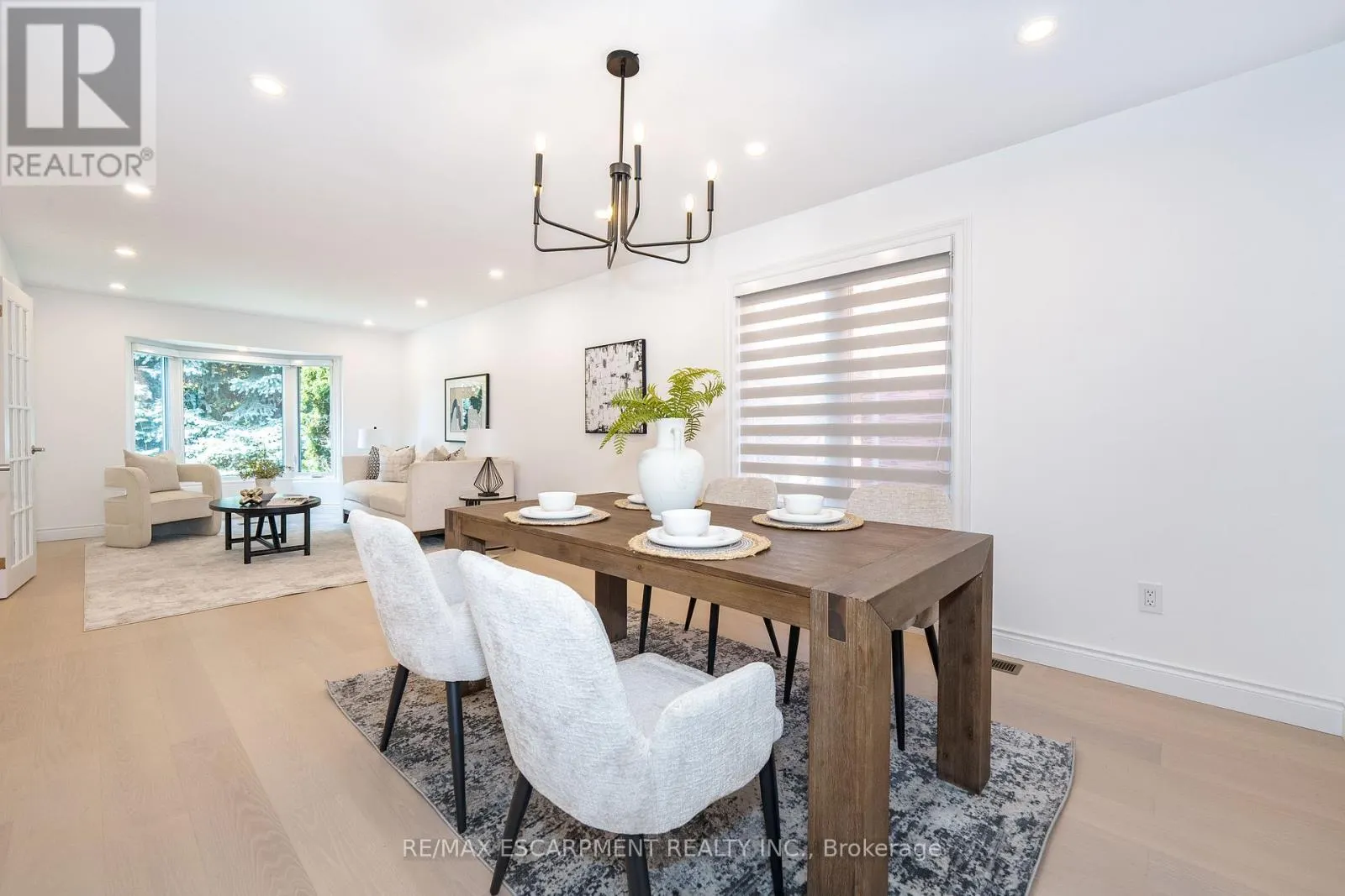 327 NORTHWOOD DRIVE