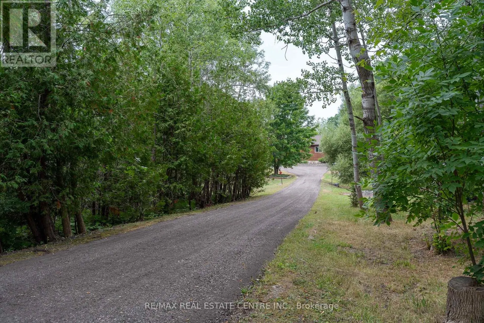 3762 HIGHPOINT SIDE ROAD