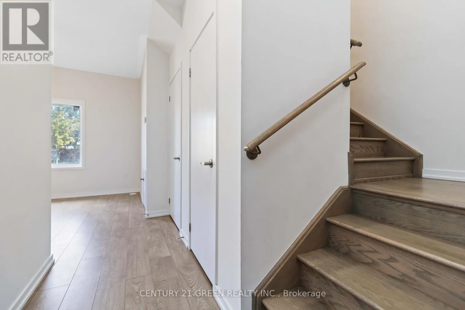 142 LANDSBRIDGE STREET