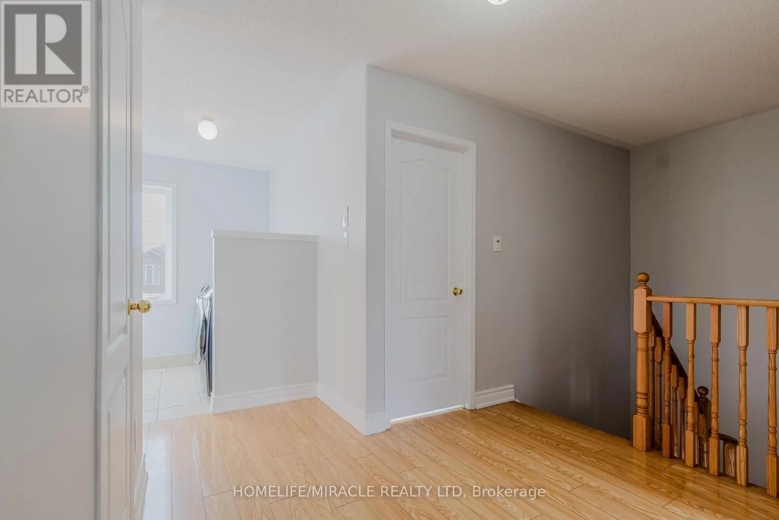 27 SILVER EGRET ROAD