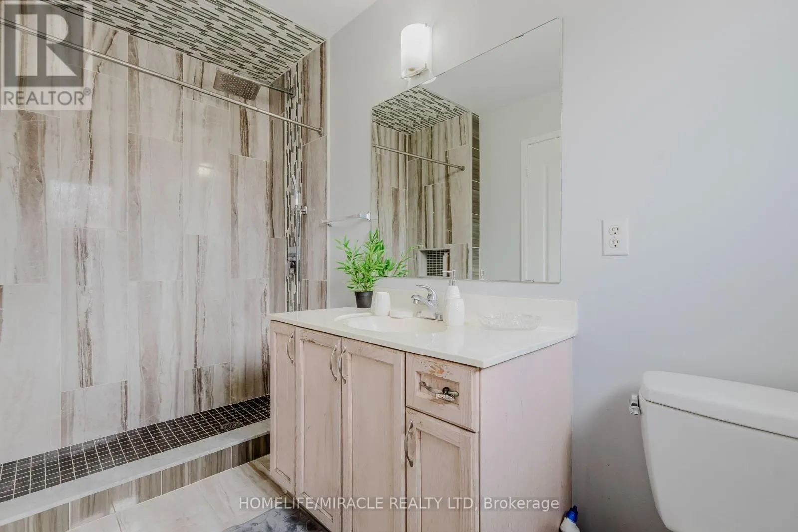 27 SILVER EGRET ROAD