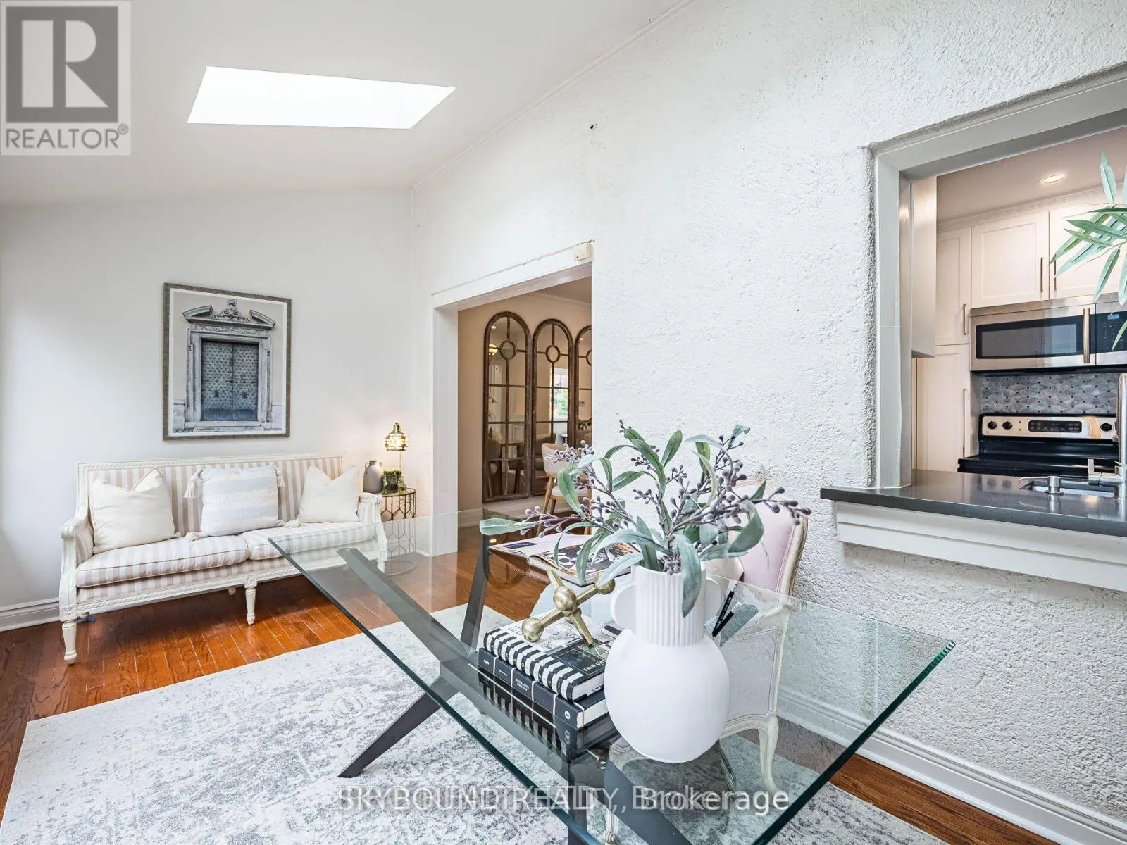 91 EIGHTH STREET